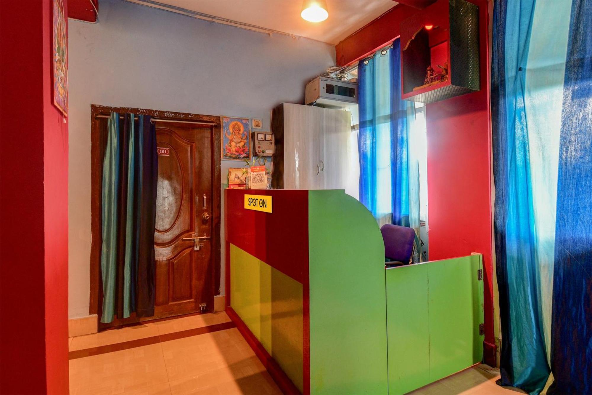 Oyo Flagship Pratikshya Guest House Baripada Exterior photo
